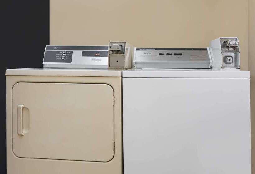 호텔 Baymont By Wyndham Griffin