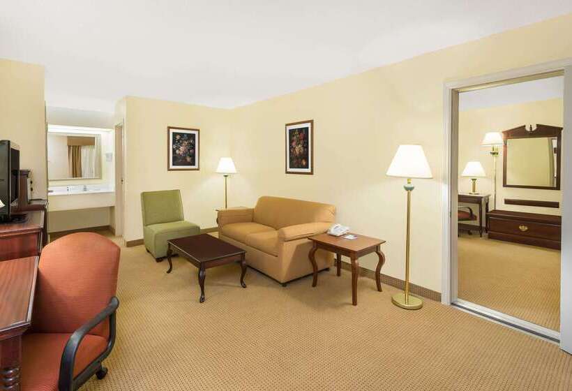 호텔 Baymont By Wyndham Griffin