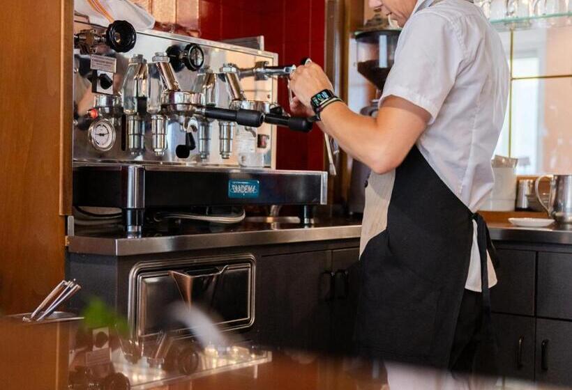 هتل Benacus Panoramic