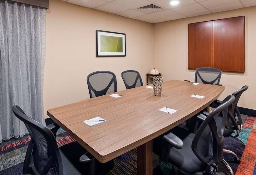 בית מלון כפרי Best Western Plus Lexington Inn