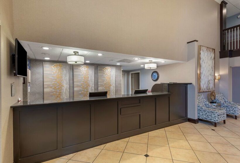Best Western Plus Russellville Hotel & Suites