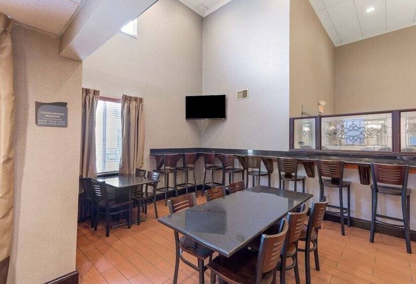 Best Western Plus Russellville Hotel & Suites