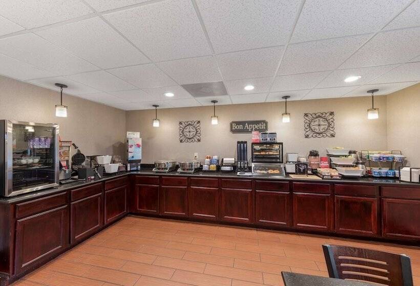 Best Western Plus Russellville Hotel & Suites