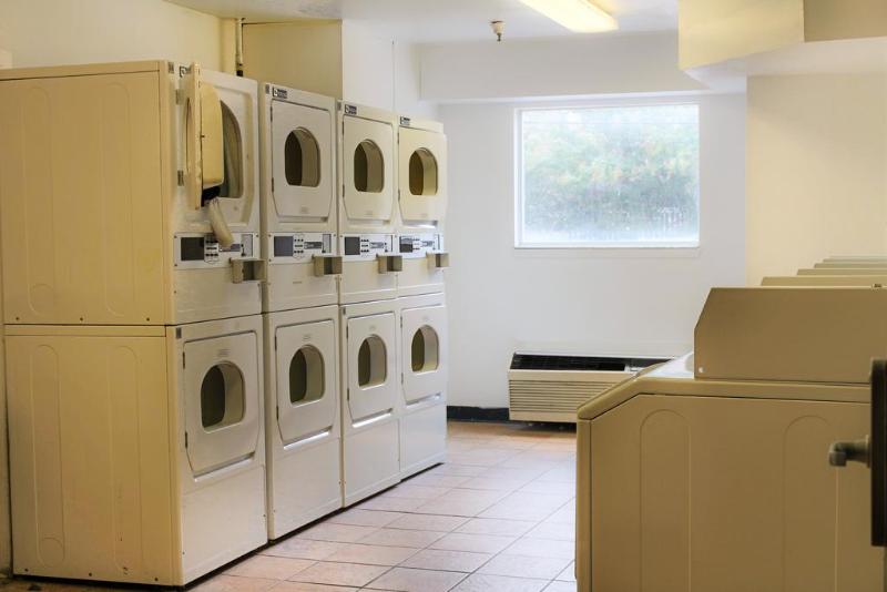 فندق Budgetel Inn & Suites