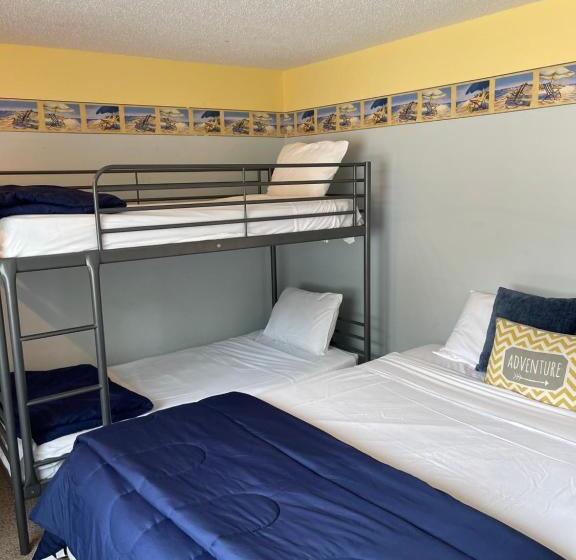 هتل Caribbean Club Resort