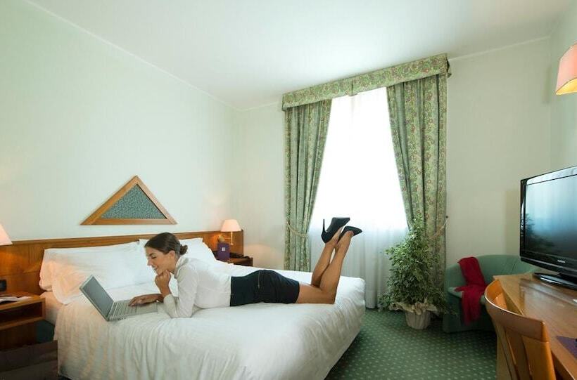 Castagna Palace Hotel & Restaurant