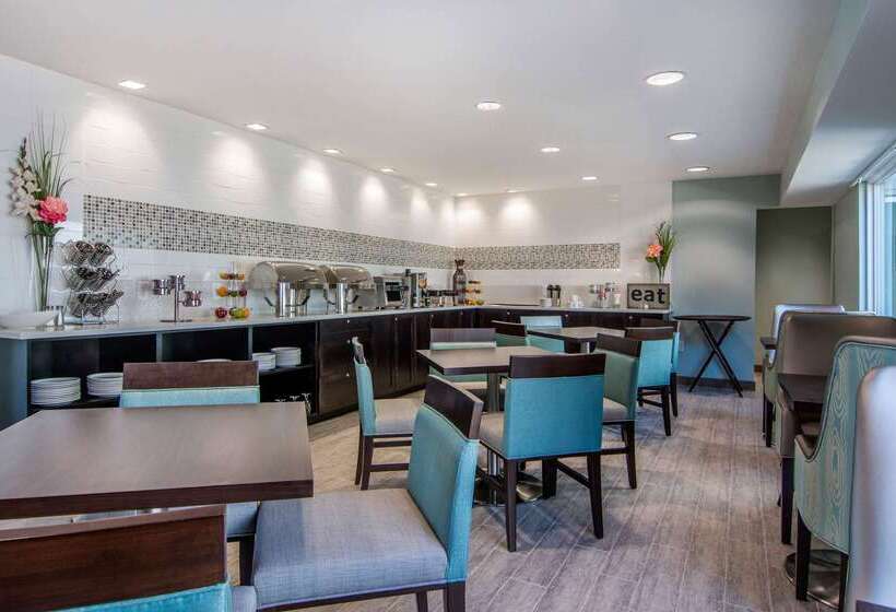 فندق Clarion Inn & Suites Atlanta Downtown