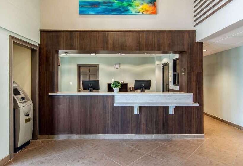 هتل Clarion Inn & Suites Atlanta Downtown