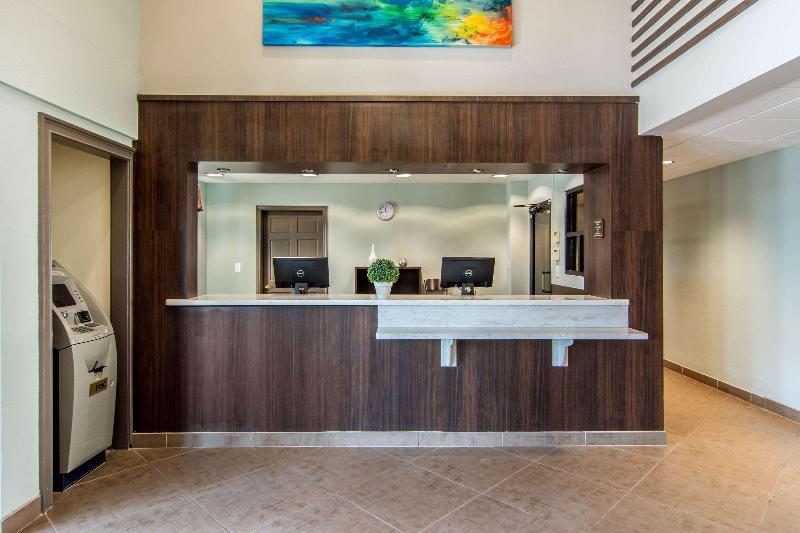 فندق Clarion Inn & Suites Atlanta Downtown