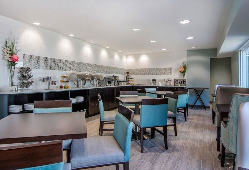 فندق Clarion Inn & Suites Atlanta Downtown