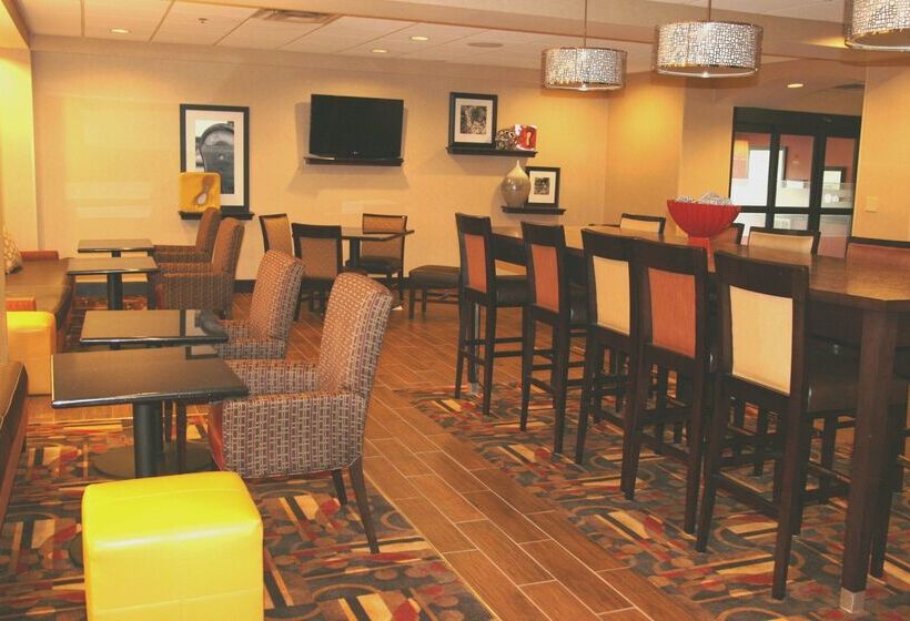 בית מלון כפרי Comfort Inn, Cleveland South   Richfield