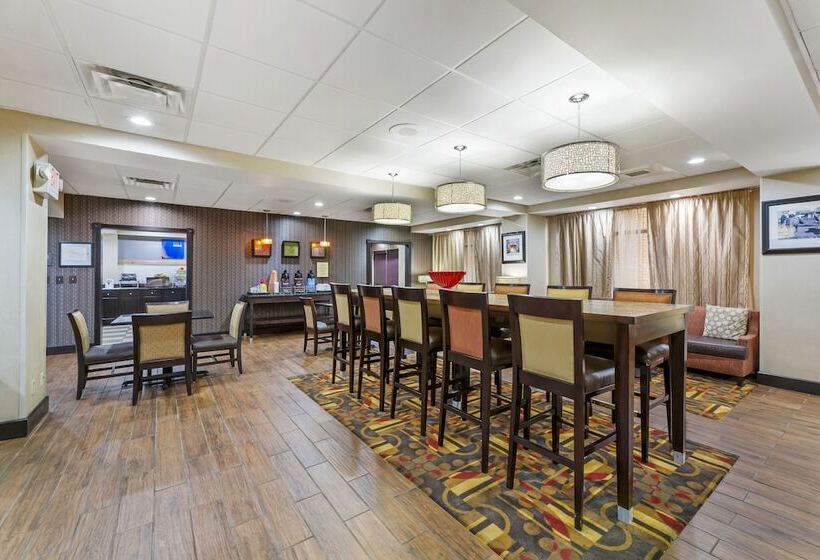בית מלון כפרי Comfort Inn, Cleveland South   Richfield