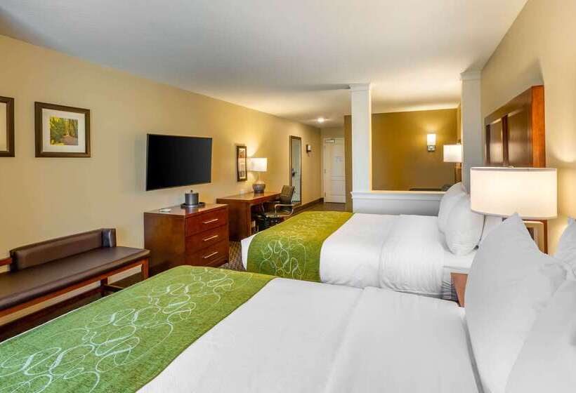 فندق Comfort Inn & Suites Logan Near University