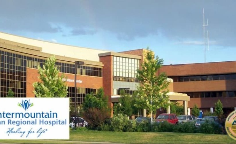 فندق Comfort Inn & Suites Logan Near University