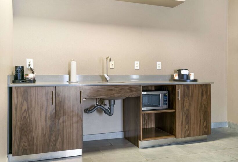 ホテル Comfort Inn & Suites