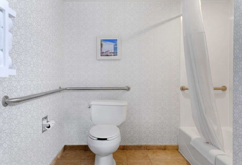 ホテル Comfort Inn & Suites