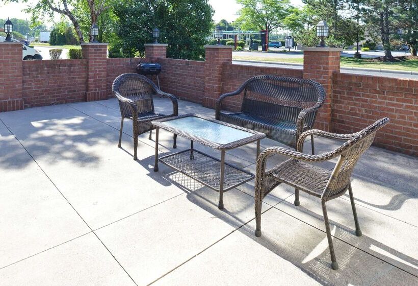 ホテル Comfort Inn & Suites