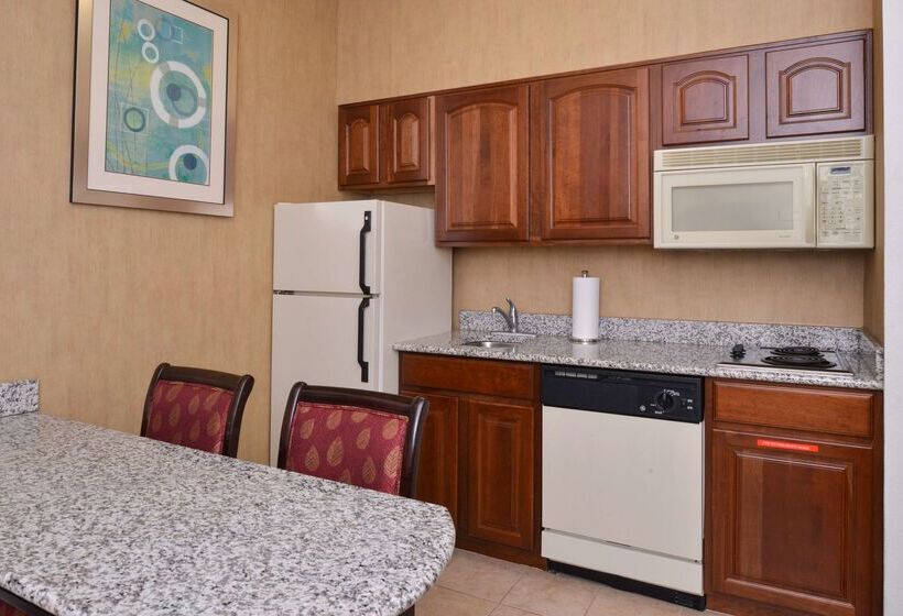 ホテル Comfort Inn & Suites