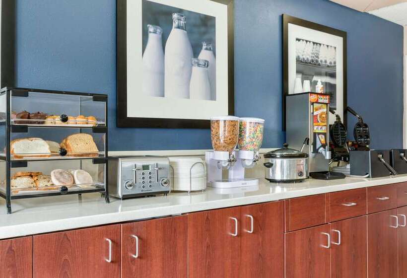 ホテル Days Inn By Wyndham Fargo