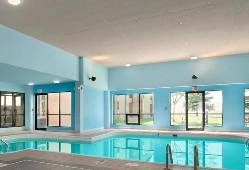 ホテル Days Inn By Wyndham Fargo