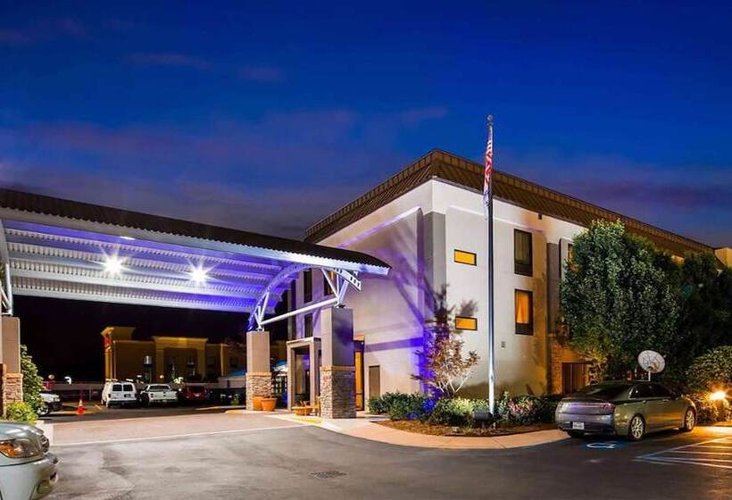 فندق Days Inn By Wyndham Laurel Ms