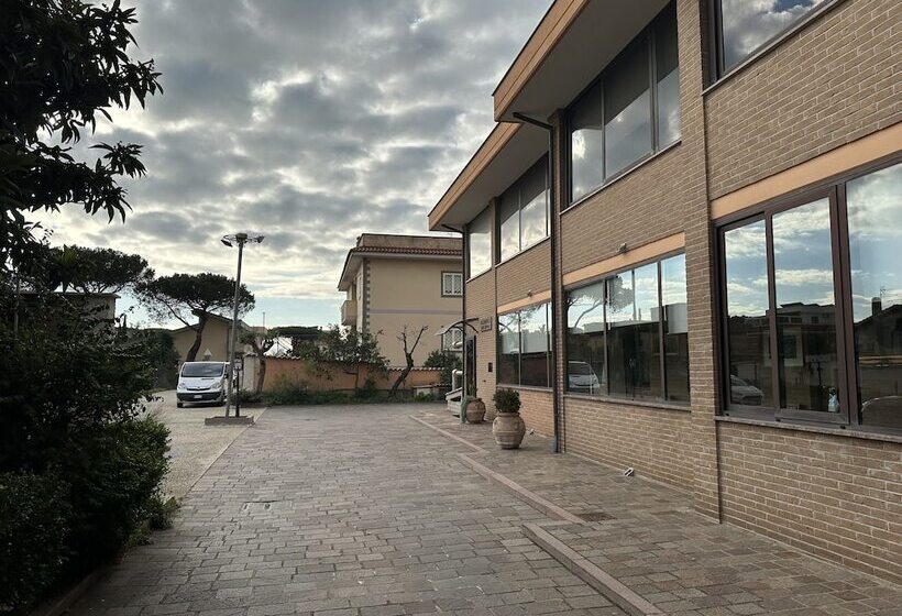 호텔 Euro House Inn Airport