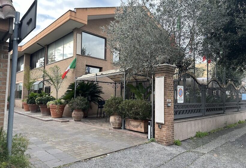 호텔 Euro House Inn Airport