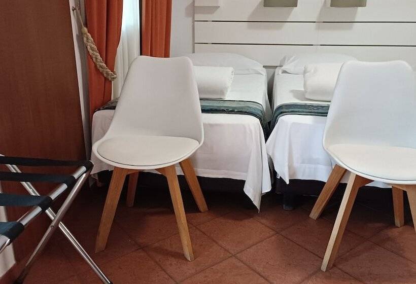 호텔 Euro House Inn Airport