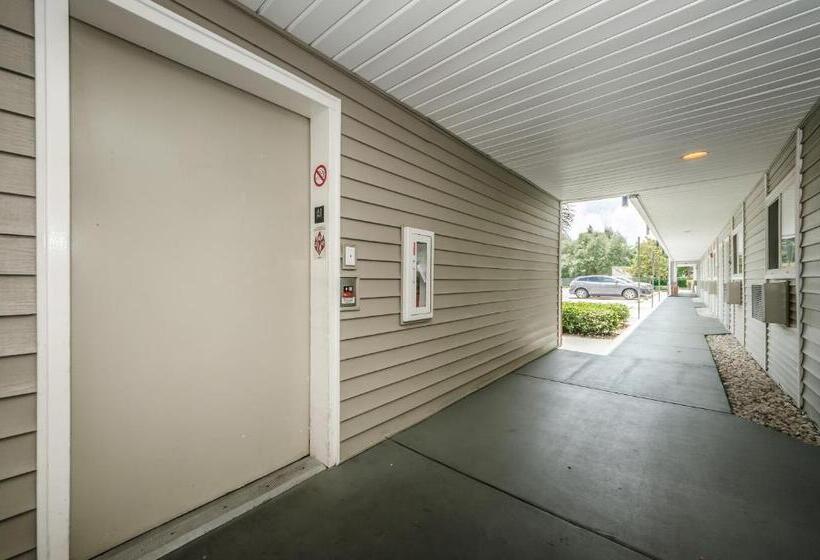 فندق Tampa Bay Extended Stay