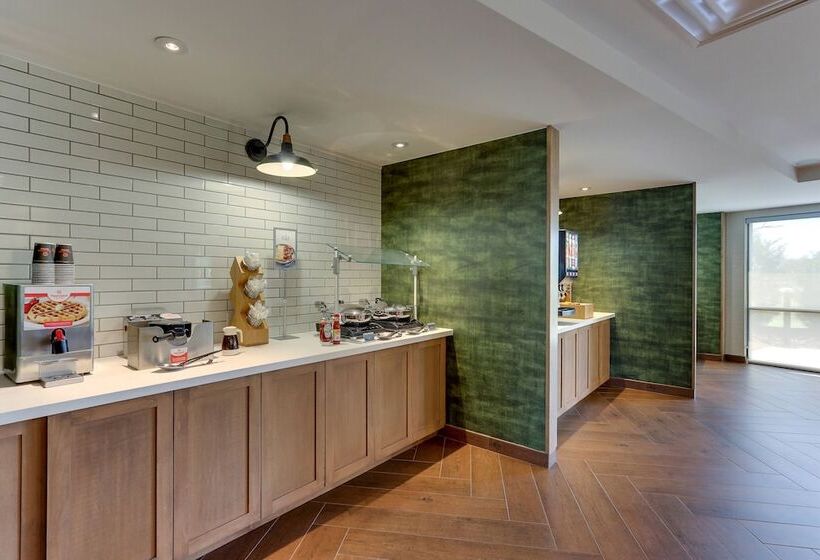 Отель Fairfield Inn & Suites Southport