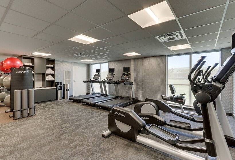 Отель Fairfield Inn & Suites Southport