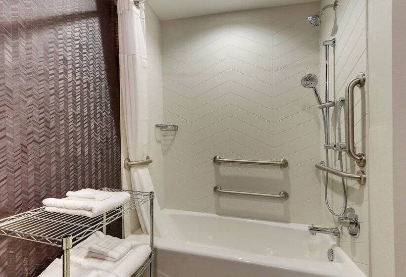 Отель Fairfield Inn & Suites Southport