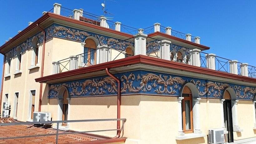 Отель Gardenia Sirmione