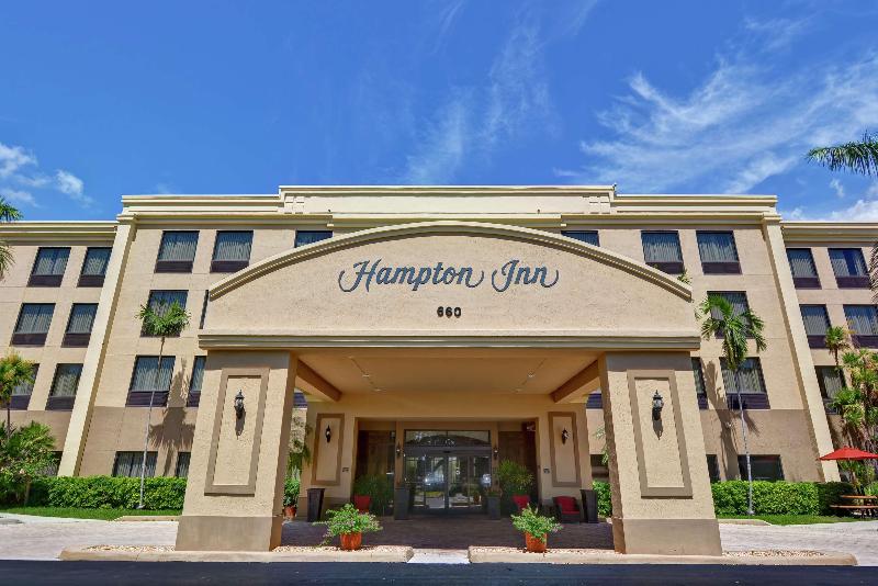 בית מלון כפרי Hampton Inn Boca Raton Deerfield Beach