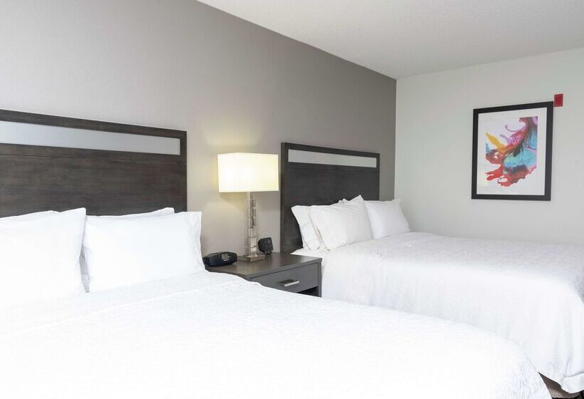 호텔 Hampton Inn Akronsouth