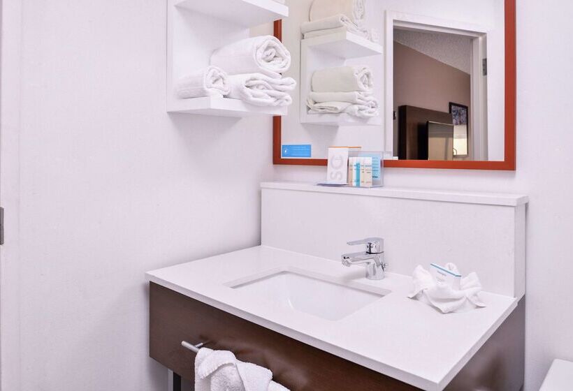 Отель Hampton Inn Albuquerqueuniversity/midtown