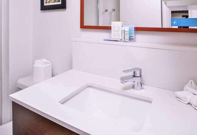 Отель Hampton Inn Albuquerqueuniversity/midtown