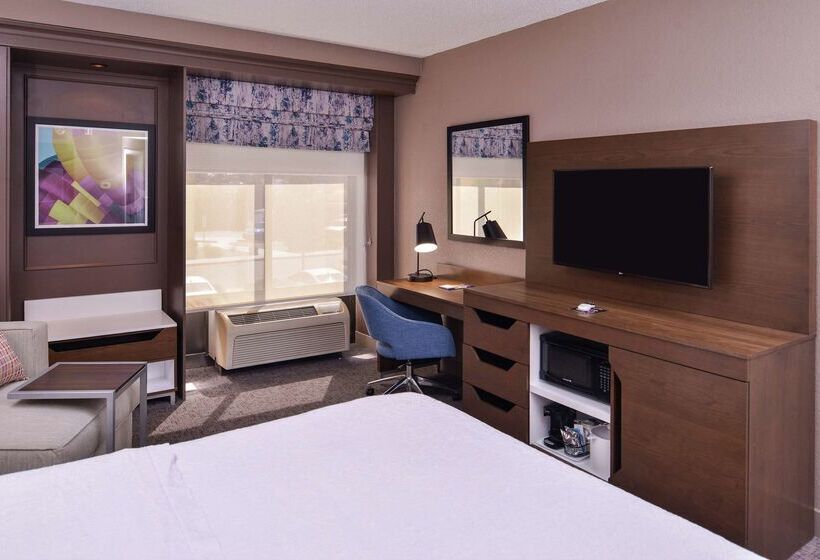 Отель Hampton Inn Albuquerqueuniversity/midtown