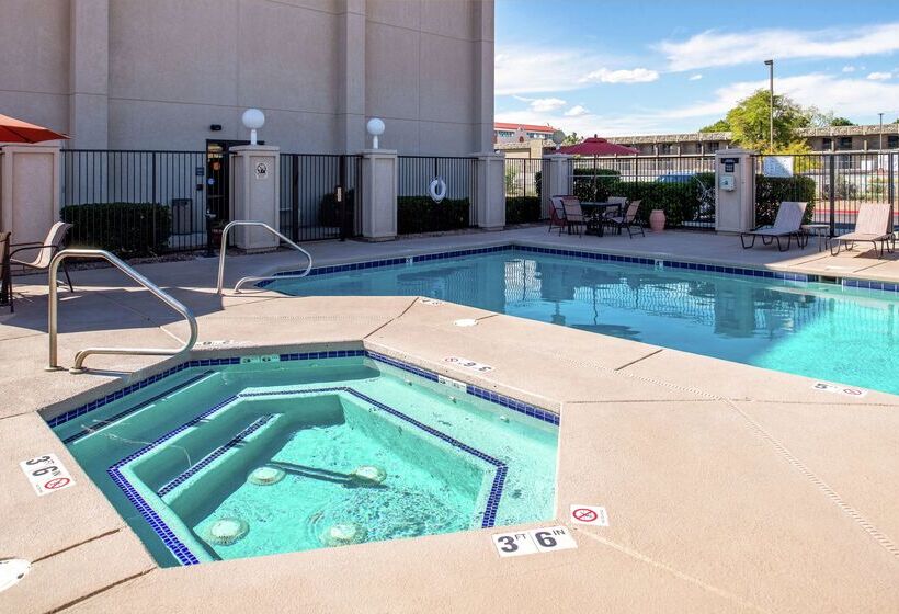 Отель Hampton Inn Albuquerqueuniversity/midtown