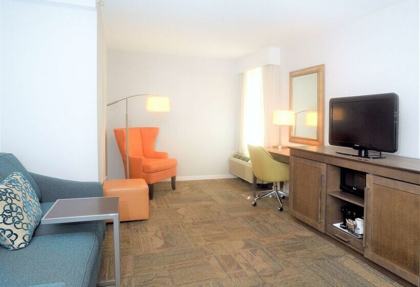 호텔 Hampton Inn Alexandriaold Town/king St. Metro