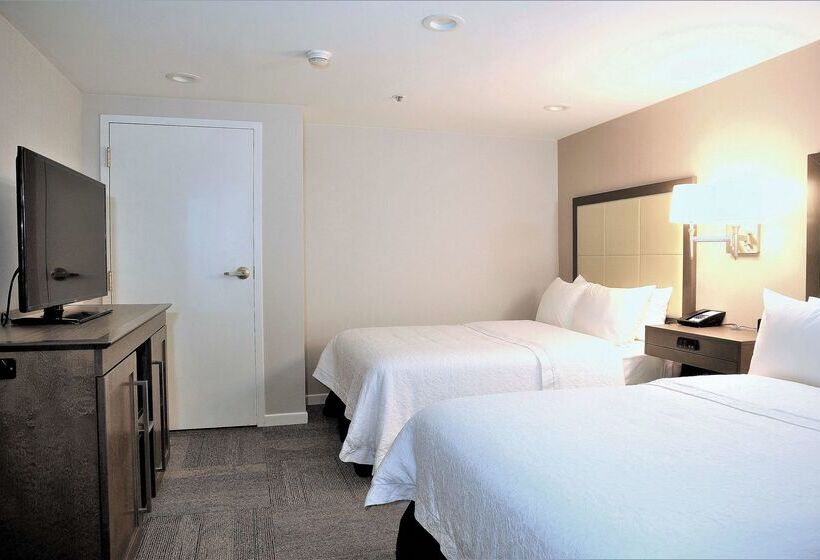 هتل Hampton Inn Alexandriaold Town/king St. Metro