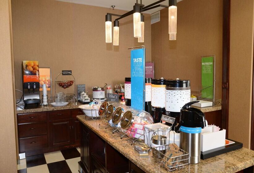 فندق Hampton Inn Americus