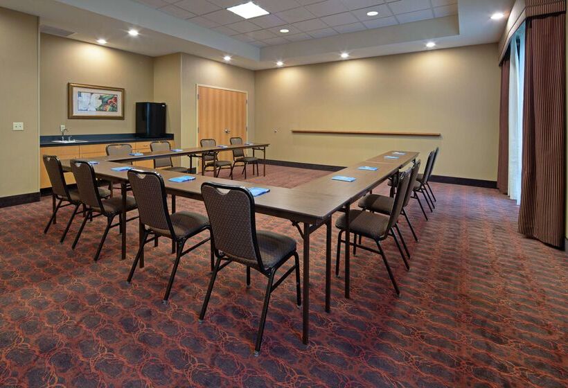 فندق Hampton Inn & Suites Bremerton