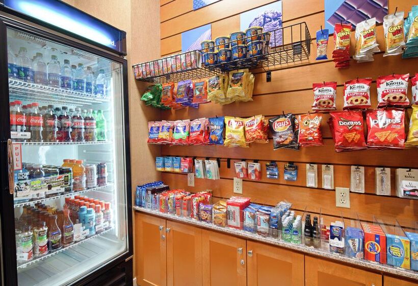 فندق Hampton Inn & Suites Bremerton