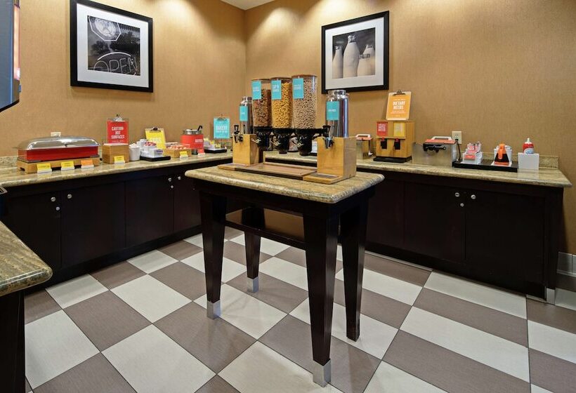 فندق Hampton Inn & Suites Bremerton