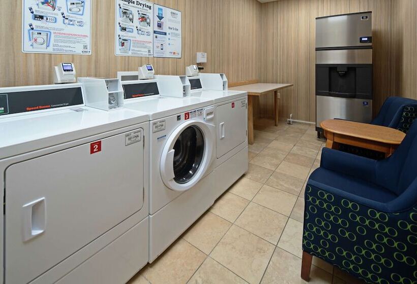 فندق Hampton Inn & Suites Bremerton