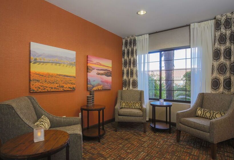 ホテル Hampton Inn And Suites Camarillo