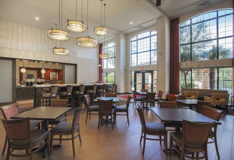 ホテル Hampton Inn And Suites Camarillo