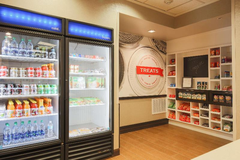 ホテル Hampton Inn And Suites Camarillo