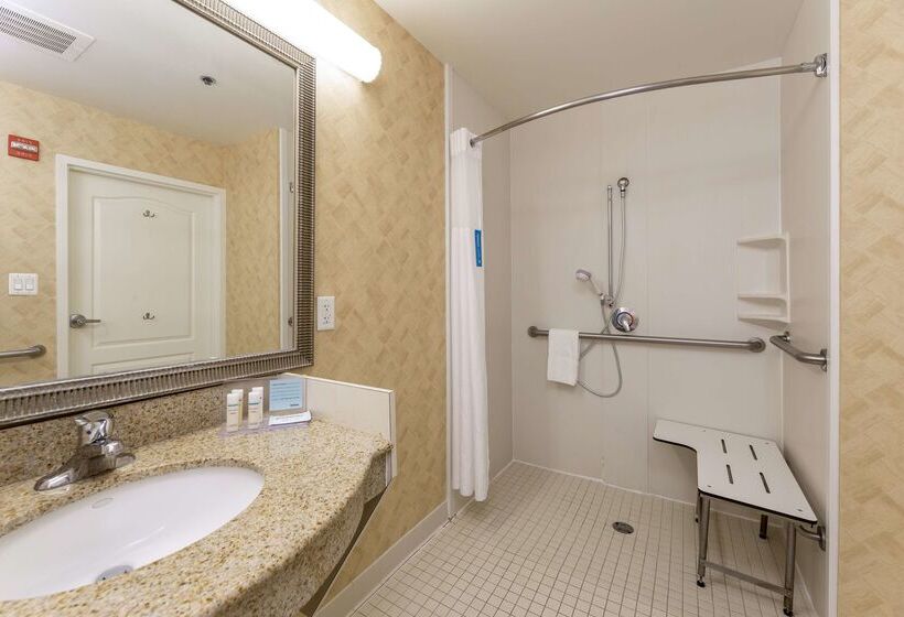 فندق Hampton Inn & Suites Jacksonville Deerwood Park